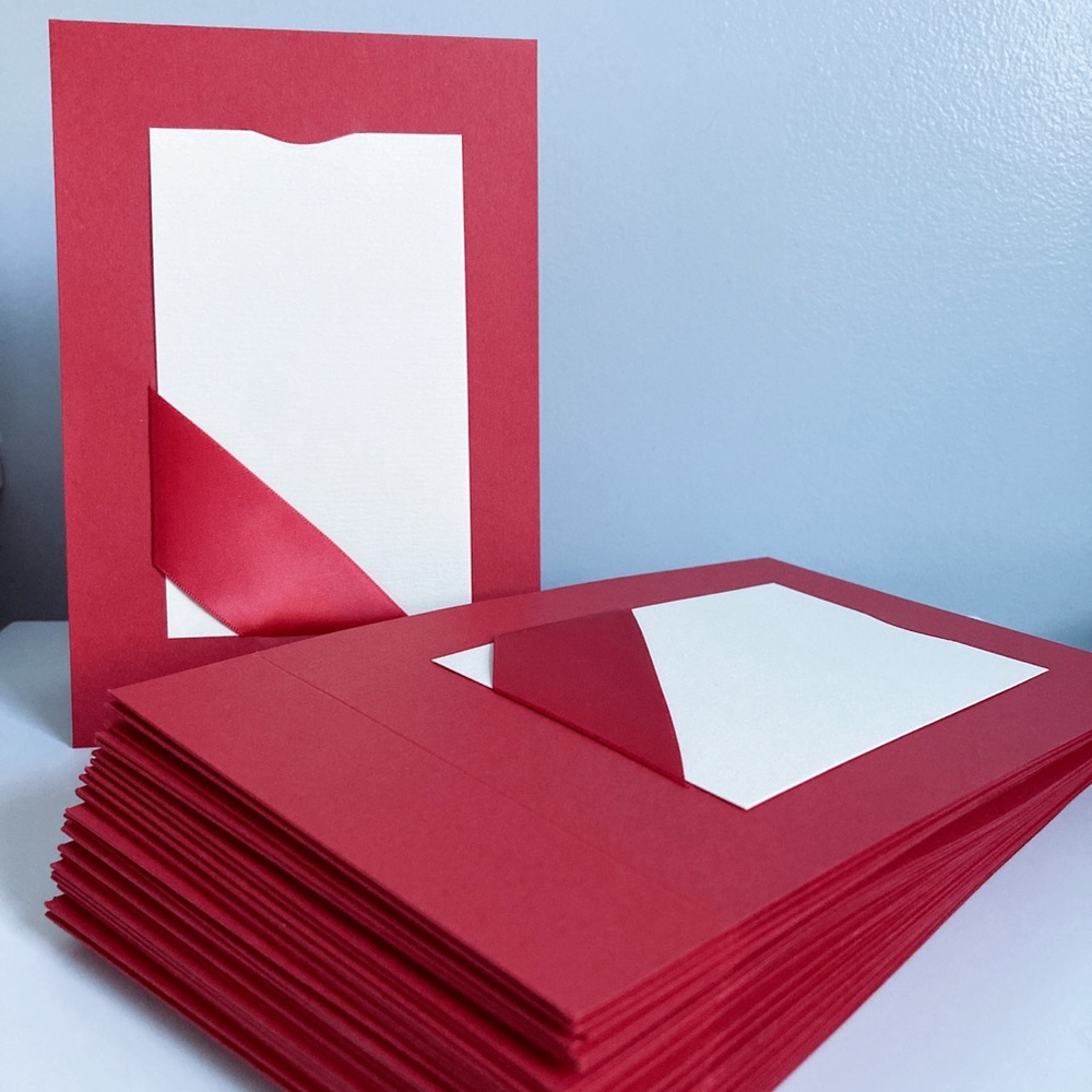 Brandnew Wedding Invitation / Place Card and Evelopes